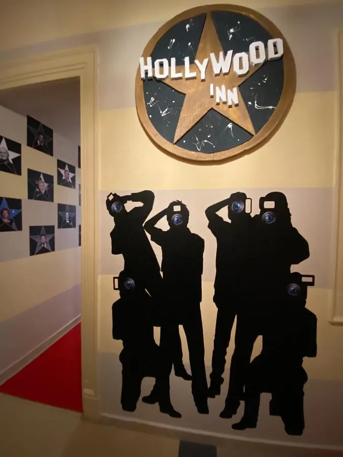 Hollywood Inn Palermo Pensión