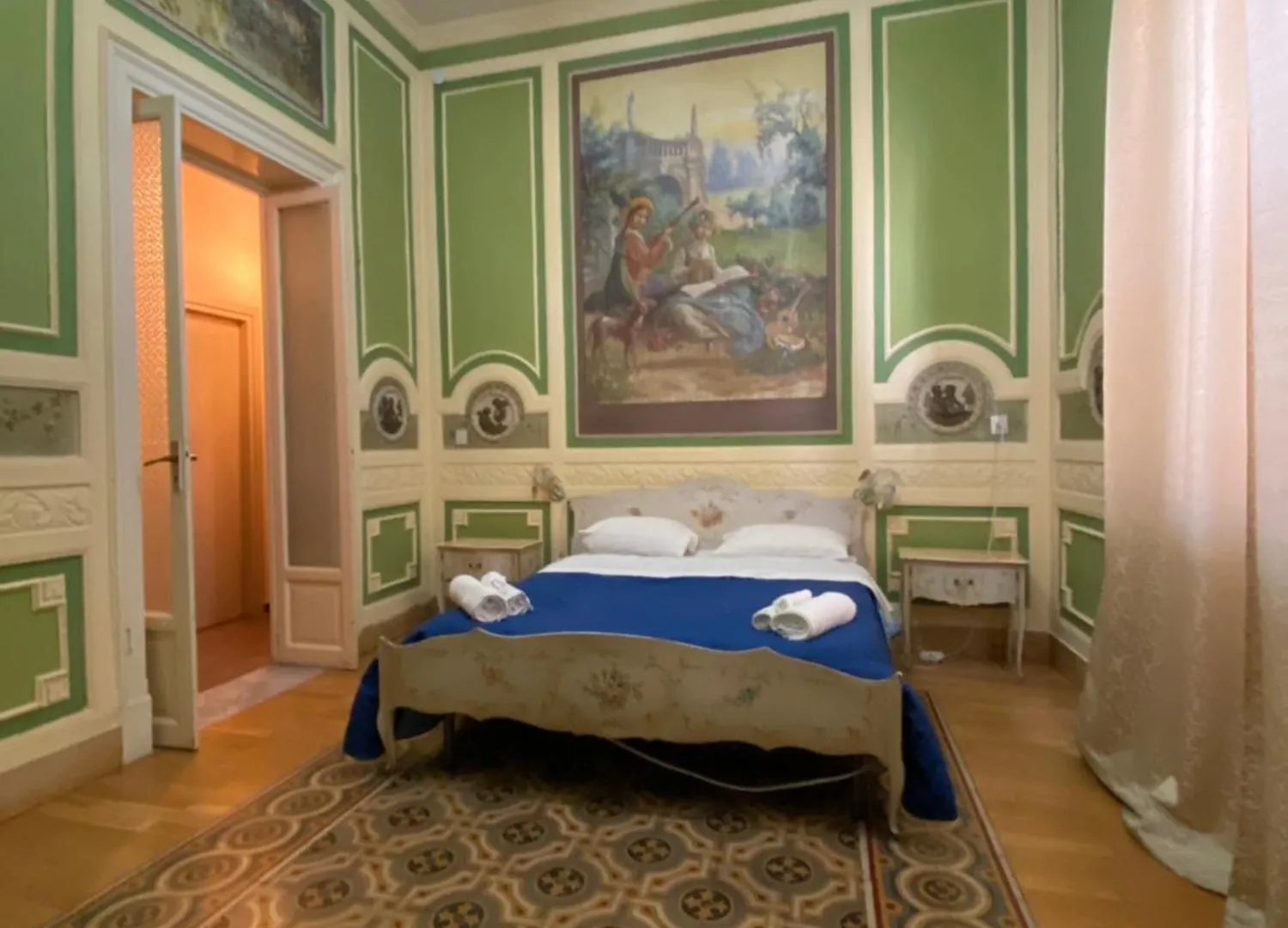 Hollywood Inn Palermo 3*,